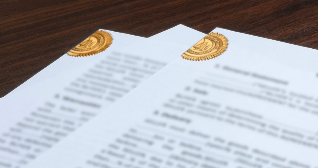 Entenda o que é tradução juramentada e o conceito de fé pública